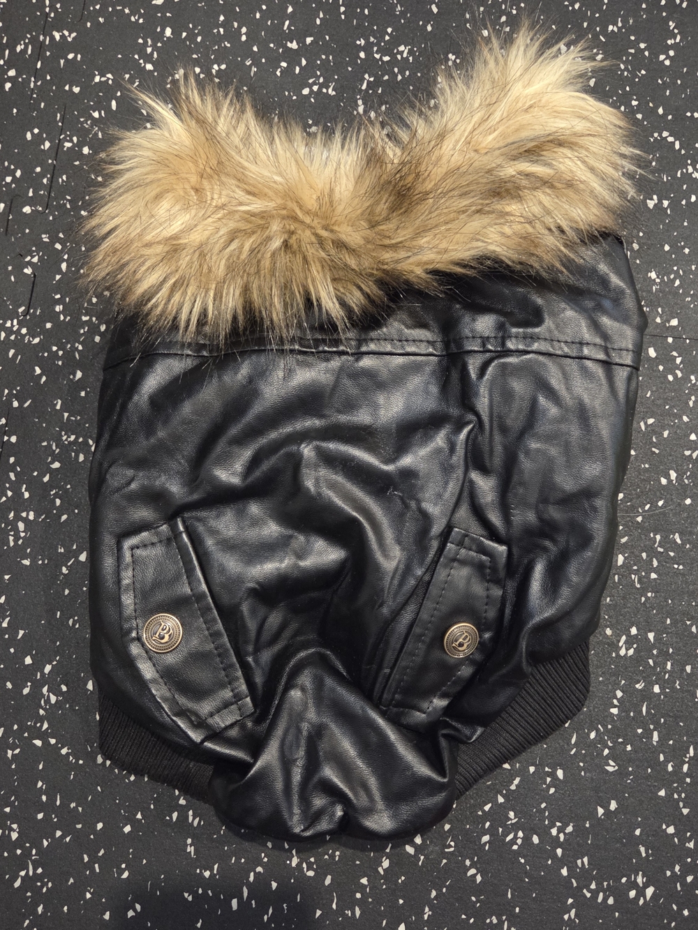 Medium Dog Winter Jacket – Warm Fleece Lined - Picture 4 of 4